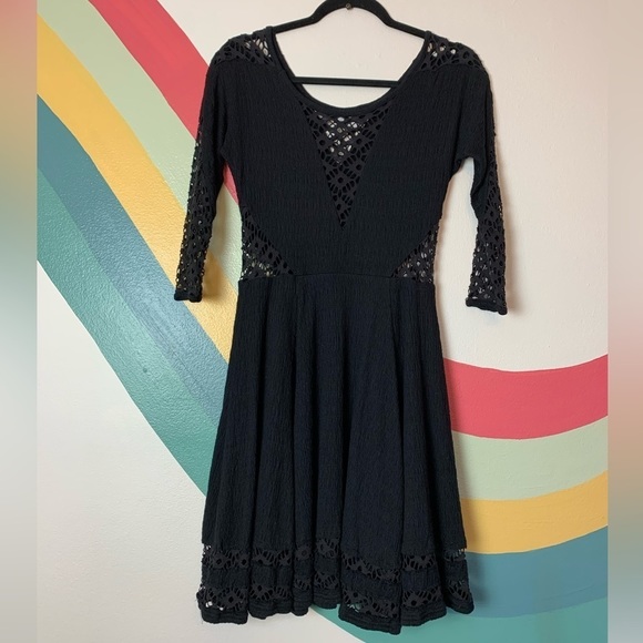 FREE People To the Point Fit and Flare Cut Out Crochet Dress Black Size XS - Picture 4 of 8
